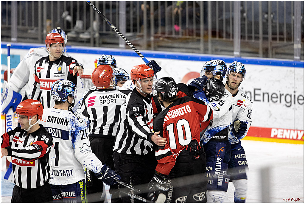 PENNY DEL;  Koelner Haie - ERC Ingolstadt; Koeln, 19.12.2021